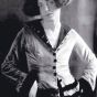Frieda Riess |  Die Schriftstellerin Claire Goll, um 1925